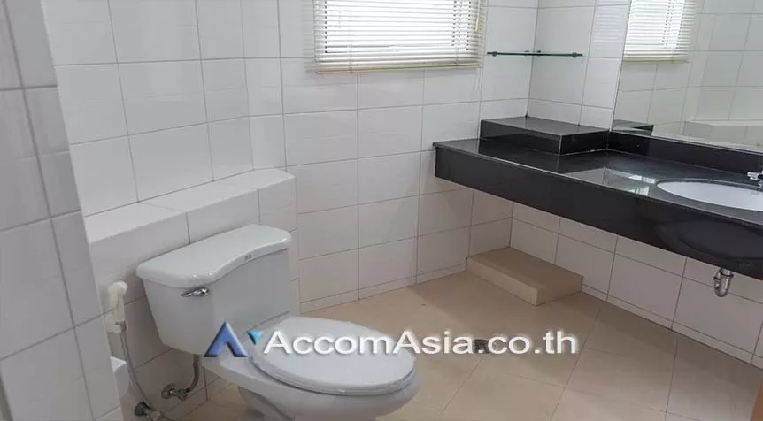 18  4 br Apartment For Rent in Sukhumvit ,Bangkok BTS Phrom Phong at Perfect for a big family AA26158