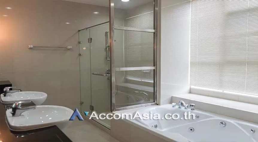 19  4 br Apartment For Rent in Sukhumvit ,Bangkok BTS Phrom Phong at Perfect for a big family AA26158
