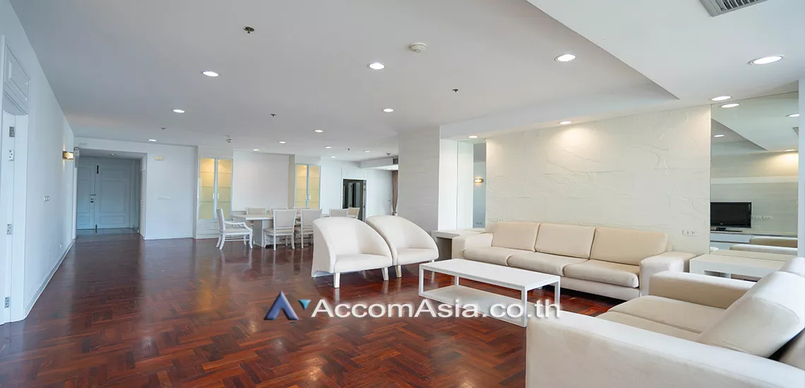  1  3 br Apartment For Rent in Sukhumvit ,Bangkok BTS Phrom Phong at Perfect for a big family AA26159
