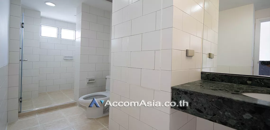 11  3 br Apartment For Rent in Sukhumvit ,Bangkok BTS Phrom Phong at Perfect for a big family AA26159
