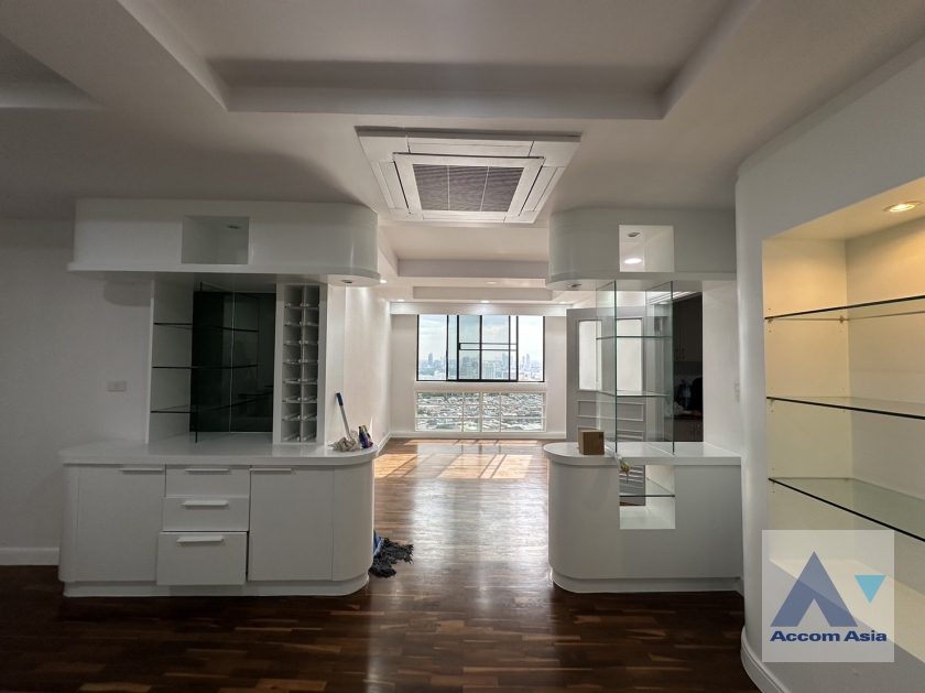 9  3 br Condominium For Rent in Sukhumvit ,Bangkok  at President Park Sukhumvit 24   AA26197