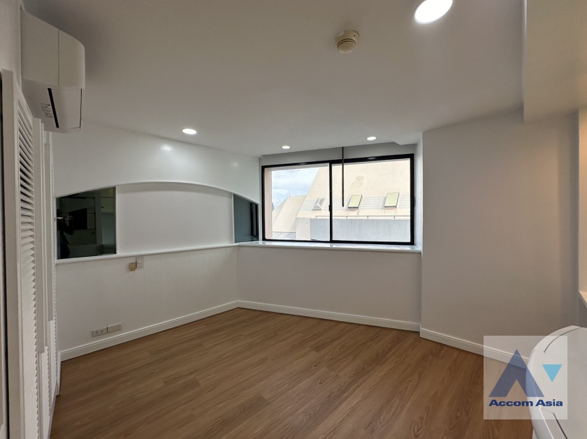 unitPet friendly |  3 Bedrooms  Condominium For Rent in Sukhumvit, Bangkok  (AA26197)
