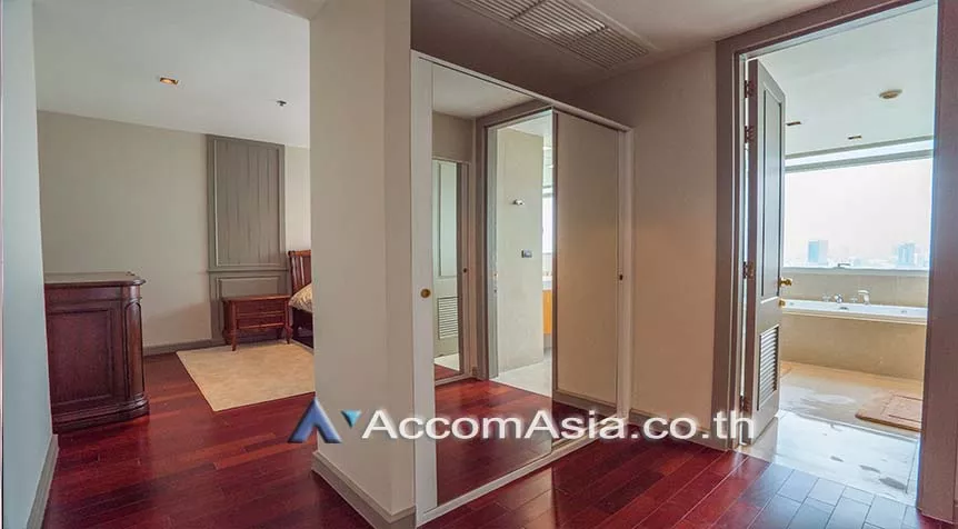 8  2 br Condominium For Rent in Ploenchit ,Bangkok BTS Ploenchit at Athenee Residence AA26211