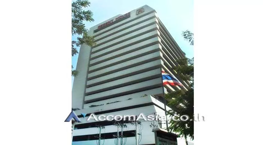  Office space For Rent in Ploenchit, Bangkok  near BTS Ratchadamri (AA26216)