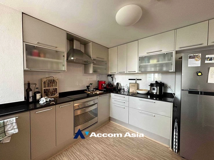 unitPet friendly |  3 Bedrooms  Condominium For Rent in Sukhumvit, Bangkok  near BTS Phrom Phong (AA26219)
