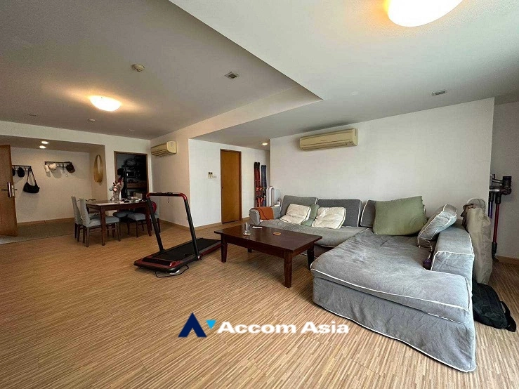 Pet friendly |  Turnberry Condominium  3 Bedroom for Rent BTS Phrom Phong in Sukhumvit Bangkok