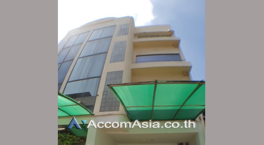  2  4 br Townhouse For Rent in Sukhumvit ,Bangkok BTS Phrom Phong AA26220