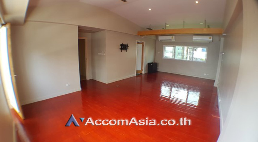  1  4 br Townhouse For Rent in Sukhumvit ,Bangkok BTS Phrom Phong AA26220