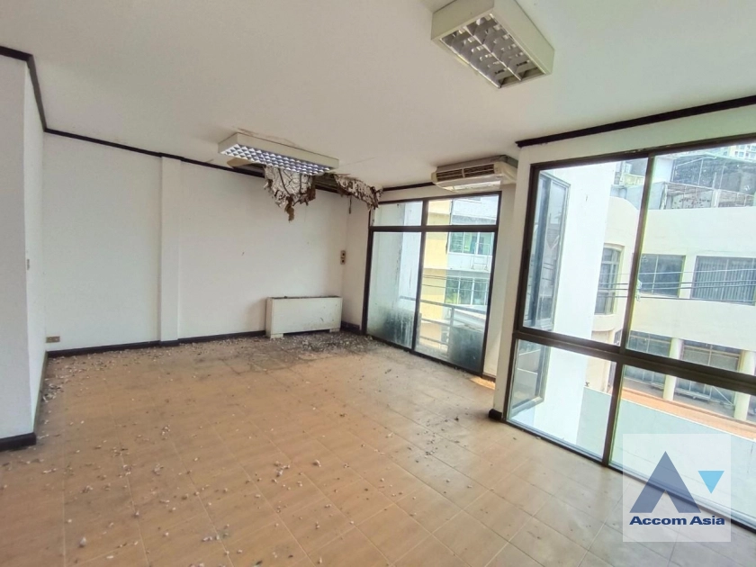 27  3 br Townhouse For Rent in Sukhumvit ,Bangkok BTS Phra khanong AA26221