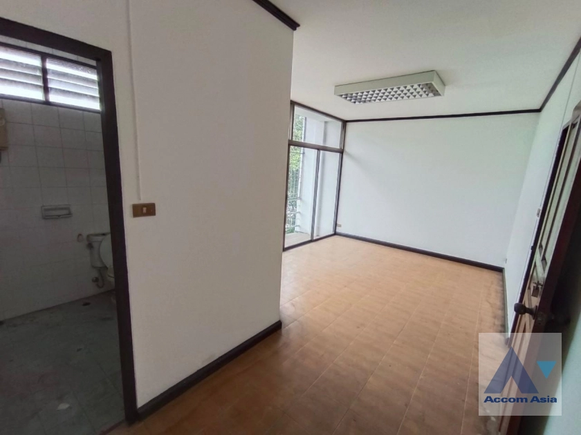 23  3 br Townhouse For Rent in Sukhumvit ,Bangkok BTS Phra khanong AA26221