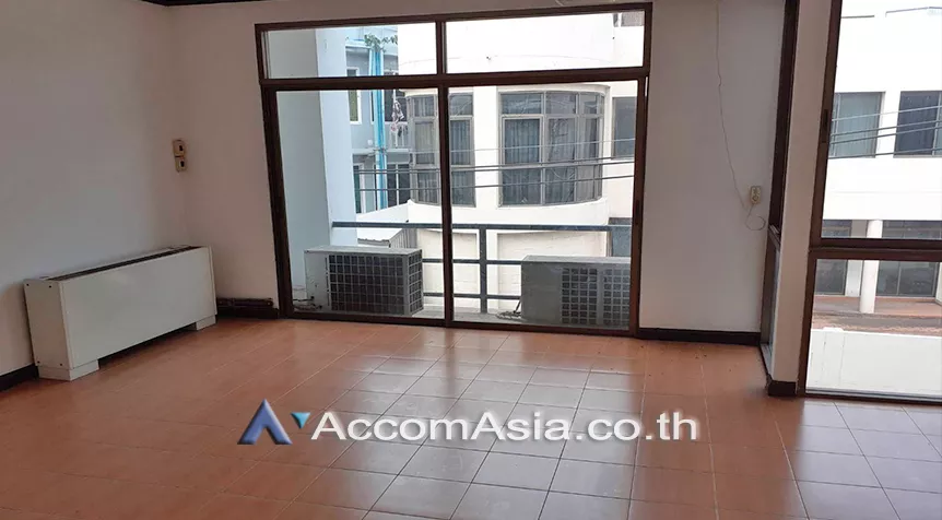 9  3 br Townhouse For Rent in sukhumvit ,Bangkok  AA26221