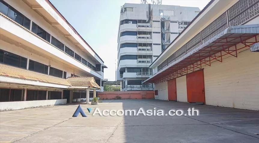  1  Building for rent and sale in sukhumvit ,Bangkok  AA26223