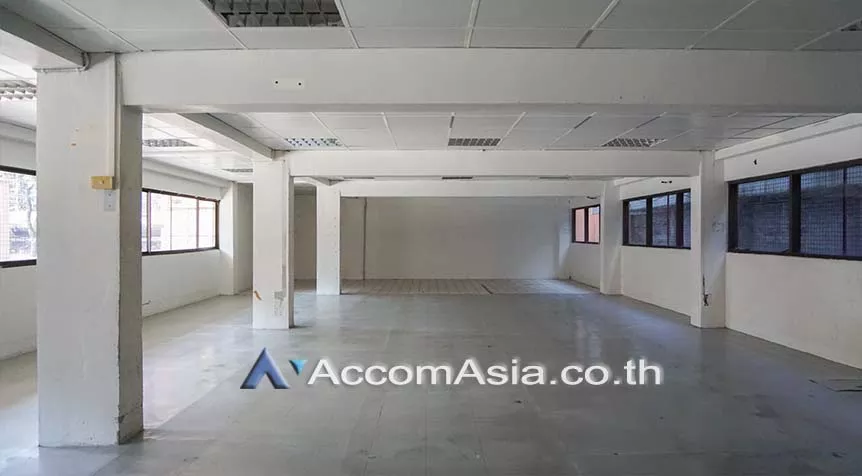 12  Building for rent and sale in sukhumvit ,Bangkok  AA26223