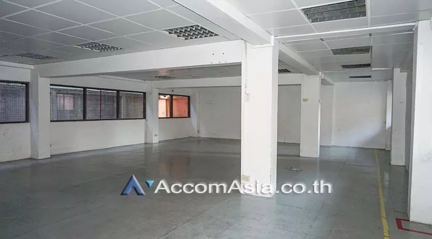 14  Building for rent and sale in sukhumvit ,Bangkok  AA26223