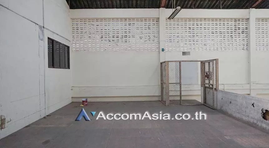 8  Building for rent and sale in sukhumvit ,Bangkok  AA26223