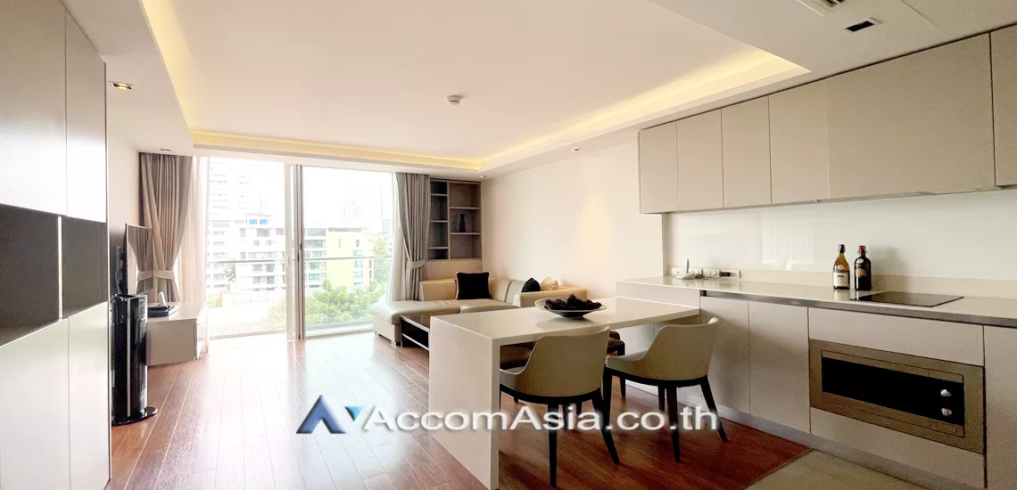 unit 1 Bedroom  Apartment For Rent in Sukhumvit, Bangkok  near BTS Ekkamai (AA26236)