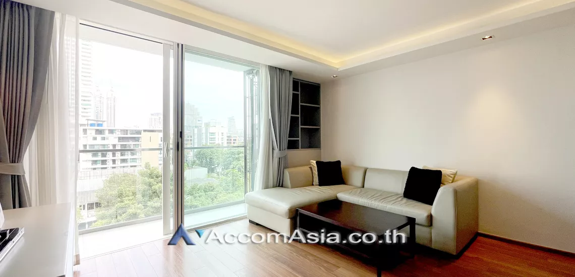 unit 1 Bedroom  Apartment For Rent in Sukhumvit, Bangkok  near BTS Ekkamai (AA26236)