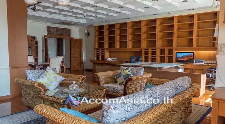 5  2 br Condominium for rent and sale in Sukhumvit ,Bangkok BTS Asok - MRT Sukhumvit at CitiSmart Sukhumvit 18 AA26248