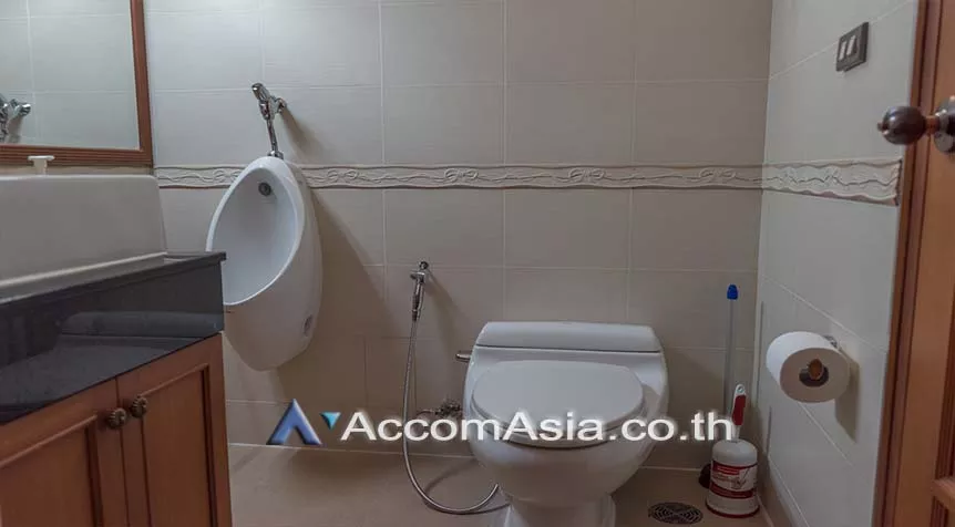 6  2 br Condominium for rent and sale in Sukhumvit ,Bangkok BTS Asok - MRT Sukhumvit at CitiSmart Sukhumvit 18 AA26248