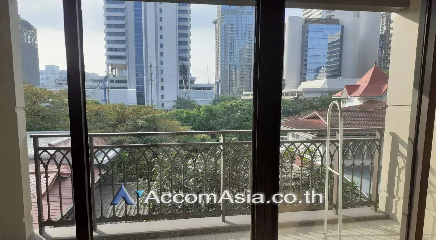 unit 1 Bedroom  Condominium For Rent in Ploenchit, Bangkok  near BTS Ploenchit - MRT Lumphini (AA26250)