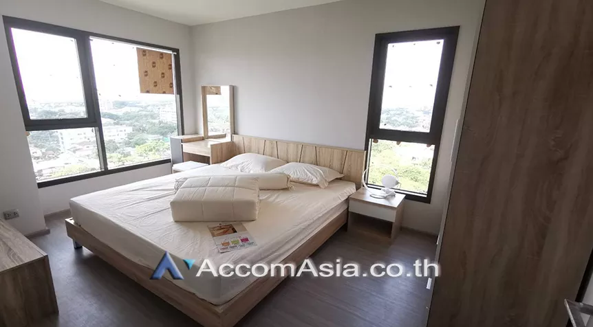  2 Bedrooms  Condominium For Rent in Sukhumvit, Bangkok  near BTS Bang Chak (AA26252)