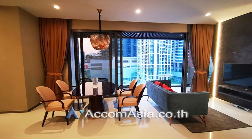  2 Bedrooms  Condominium For Rent in Sukhumvit, Bangkok  near BTS Phrom Phong (AA26254)