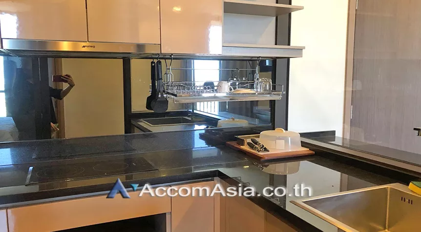  1 Bedroom  Condominium For Rent in Sukhumvit, Bangkok  near BTS Phra khanong (AA26264)