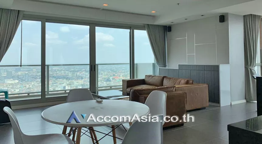  2 Bedrooms  Condominium For Rent in Charoennakorn, Bangkok  near BTS Krung Thon Buri (AA26266)