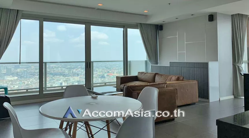 unit 2 Bedrooms  Condominium For Rent in Charoen Nakhon, Bangkok  near BTS Krung Thon Buri (AA26266)