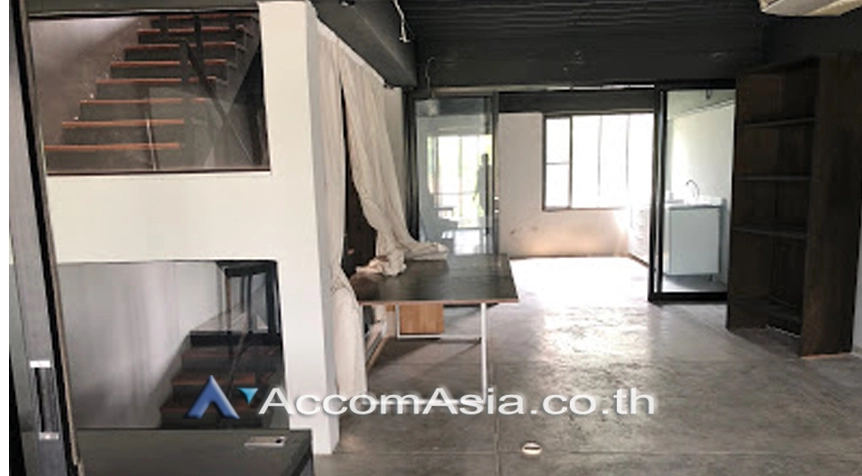 unitHome Office |  3 Bedrooms  Townhouse For Rent in Sukhumvit, Bangkok  near BTS Phrom Phong (AA26271)