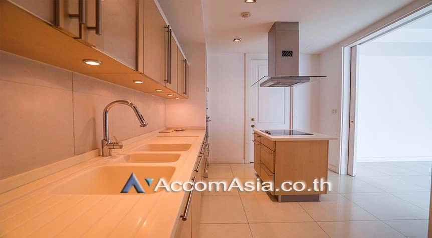 unitLuxury in Ploenchit with a spacious balcony and stunning city view ( AA26277 )