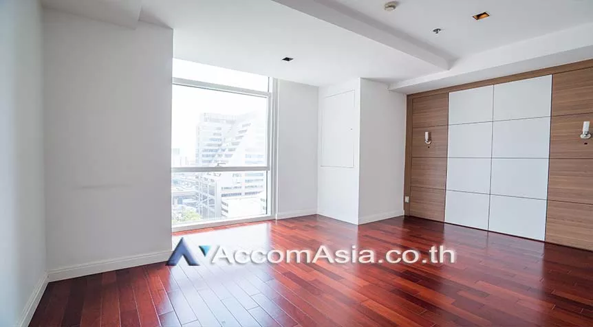 7  3 br Condominium For Sale in Ploenchit ,Bangkok BTS Ploenchit at Athenee Residence AA26277