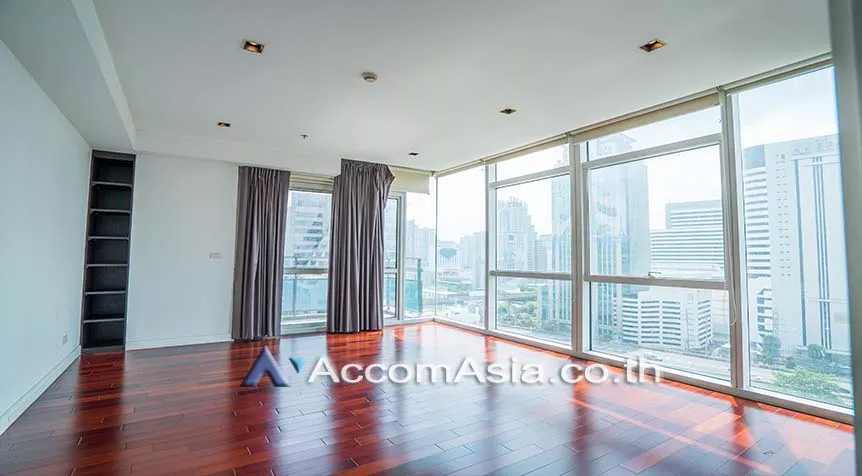 6  3 br Condominium For Sale in Ploenchit ,Bangkok BTS Ploenchit at Athenee Residence AA26277