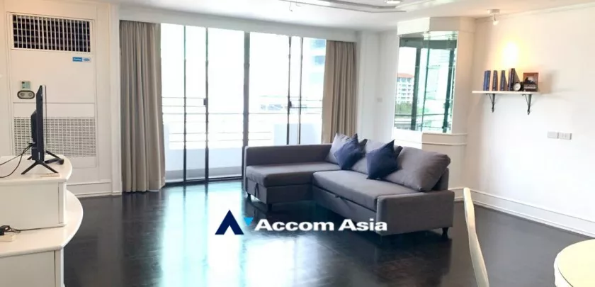 Pet friendly |  2 Bedrooms  Apartment For Rent in Sathorn, Bangkok  near BTS Surasak (AA26285)