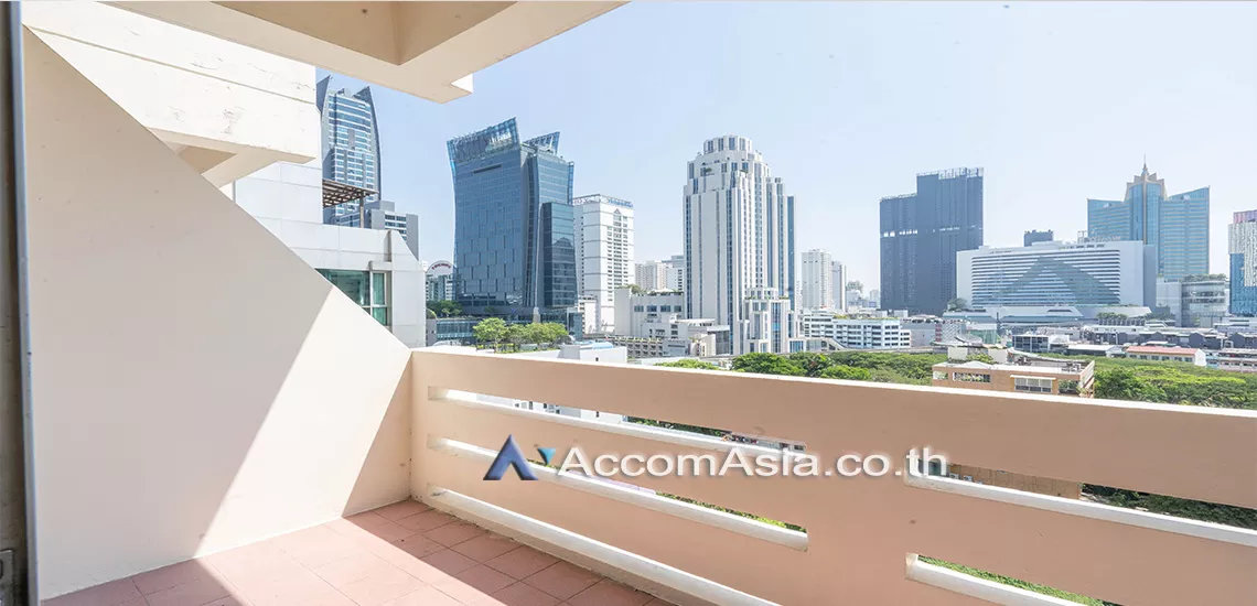 unit 3 Bedrooms  Condominium For Rent in Sukhumvit, Bangkok  near BTS Nana (24080)