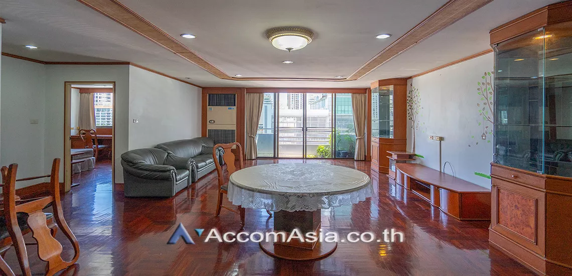 unitPet friendly |  2 Bedrooms  Apartment For Rent in Sathorn, Bangkok  near BTS Surasak (AA26286)