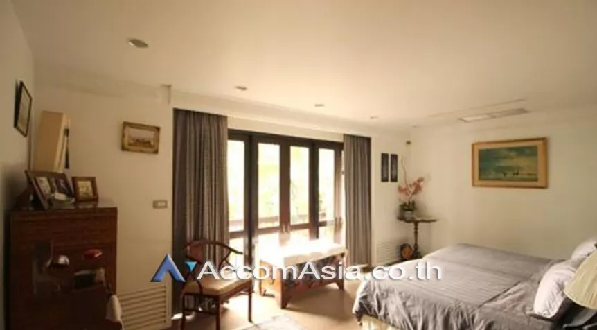  1  4 br Townhouse For Sale in sukhumvit ,Bangkok BTS Thong Lo AA26287