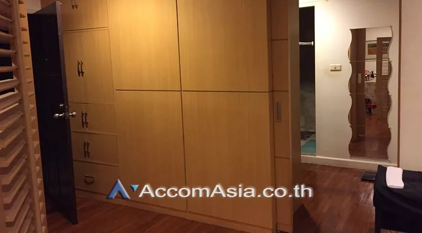  1  1 br Condominium For Sale in Ploenchit ,Bangkok BTS Ploenchit at Baan Ploenchit AA26298