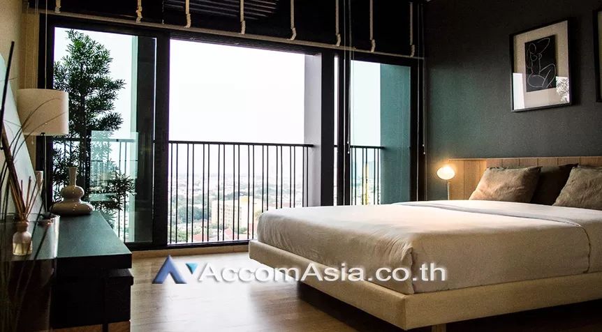  1 Bedroom  Condominium For Rent & Sale in Sukhumvit, Bangkok  near BTS Ekkamai (AA26300)