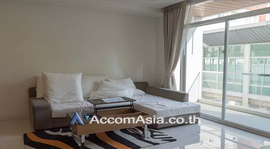 unit 1 Bedroom  Apartment For Rent in Sukhumvit, Bangkok  near BTS Phrom Phong (AA26310)