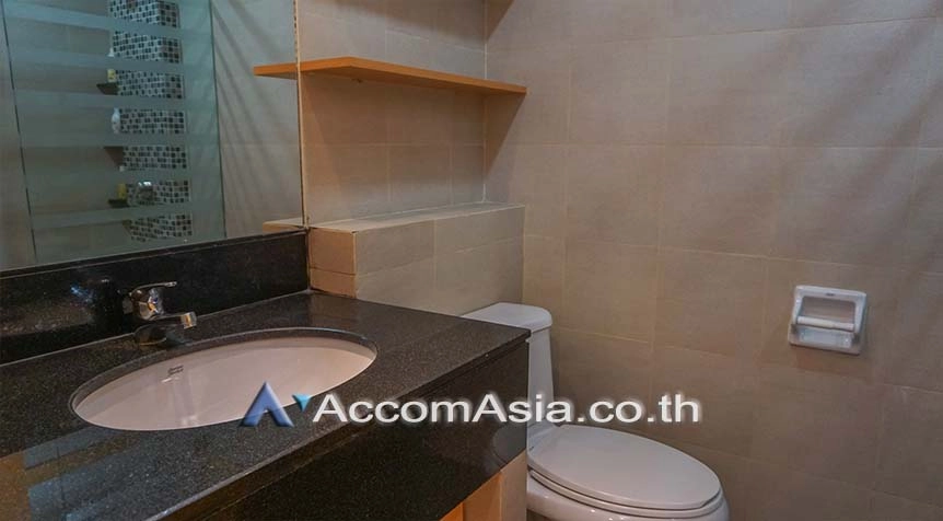 12  4 br Apartment for rent and sale in Sukhumvit ,Bangkok BTS Ekkamai at Ekkamai Family Apartment AA26334