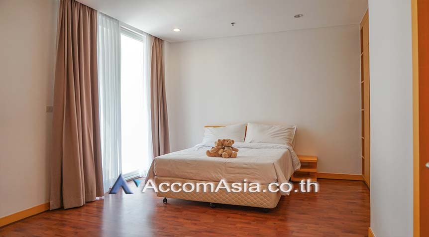13  4 br Apartment For Rent in Sukhumvit ,Bangkok BTS Ekkamai at Ekkamai Family Apartment AA26334
