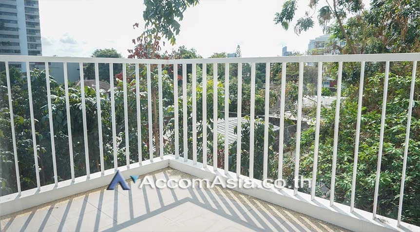 14  4 br Apartment for rent and sale in Sukhumvit ,Bangkok BTS Ekkamai at Ekkamai Family Apartment AA26334