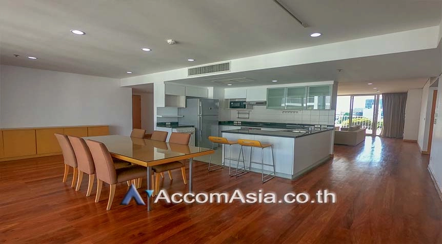  1  4 br Apartment For Rent in Sukhumvit ,Bangkok BTS Ekkamai at Ekkamai Family Apartment AA26335