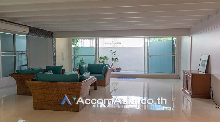  1  2 br Townhouse For Sale in Sathorn ,Bangkok BTS Chong Nonsi - MRT Lumphini AA26336