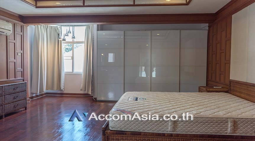 12  2 br Townhouse For Sale in Sathorn ,Bangkok BTS Chong Nonsi - MRT Lumphini AA26336