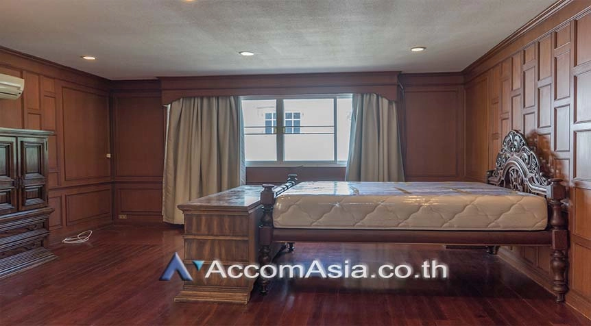 8  2 br Townhouse For Sale in Sathorn ,Bangkok BTS Chong Nonsi - MRT Lumphini AA26336