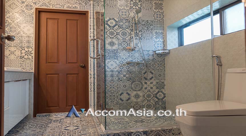 10  2 br Townhouse for rent and sale in sathorn ,Bangkok BTS Chong Nonsi - MRT Lumphini AA26336