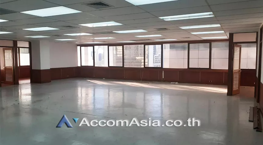  Rajapark Building Office space  for Rent MRT Sukhumvit in Sukhumvit Bangkok