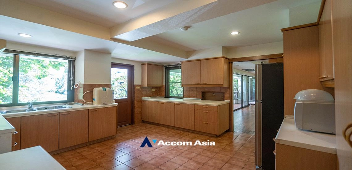 9  3 br Apartment For Rent in Sukhumvit ,Bangkok BTS Asok - MRT Sukhumvit at Ideal for big AA26374